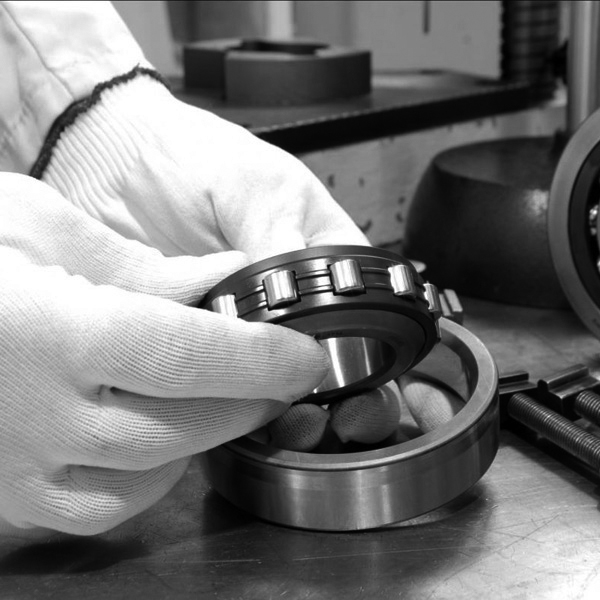 修復和維護服務 修復和維護服務